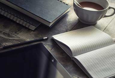 3冠王悬念引爆更衣室！瓜帅1句话藏格拉利什秘密，曼城让全欧胆寒