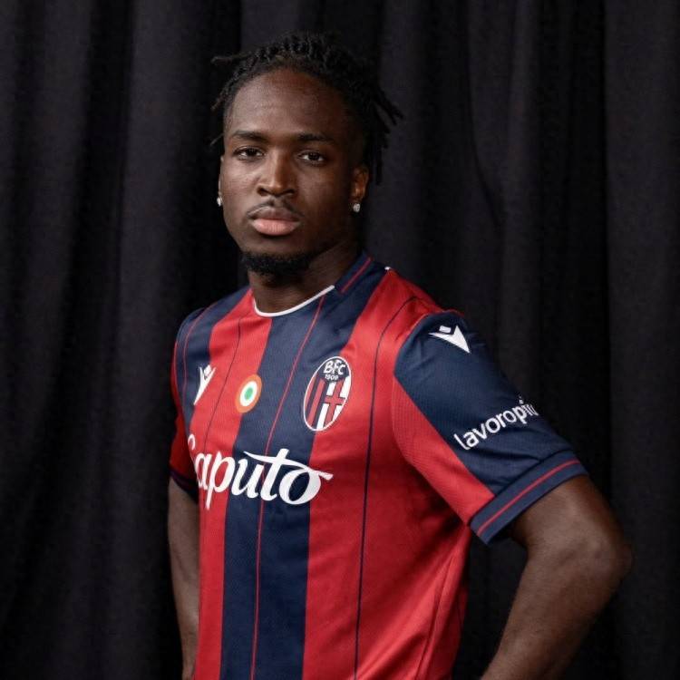 一日意甲动向：裁判错了却罚米兰主帅，国米取胜降压齐沃赞年轻人